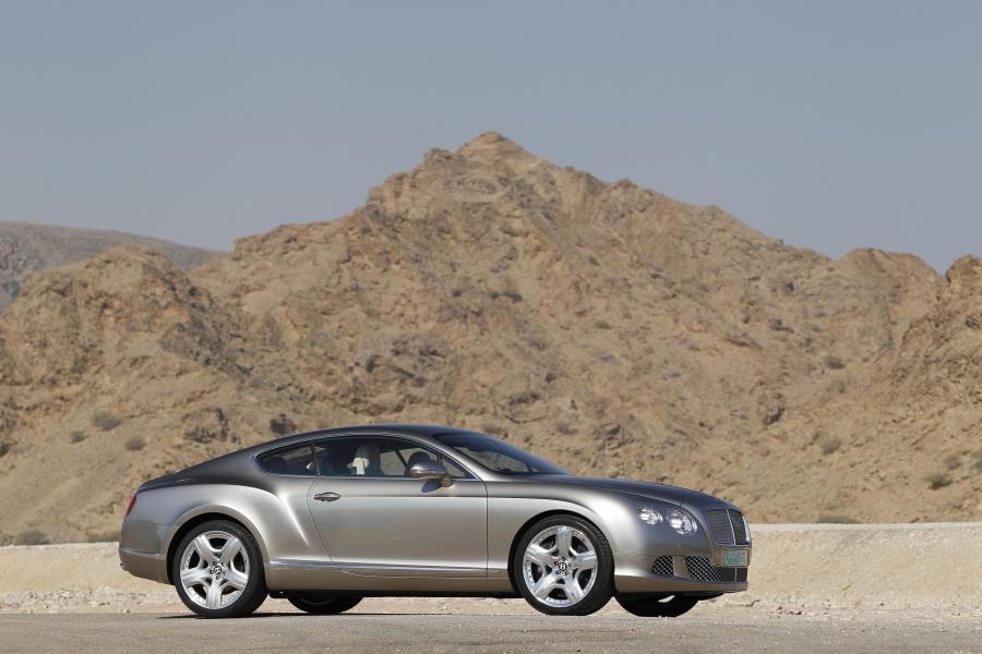 Bentley Continental GT 2011 года  (фото 108 из 151)